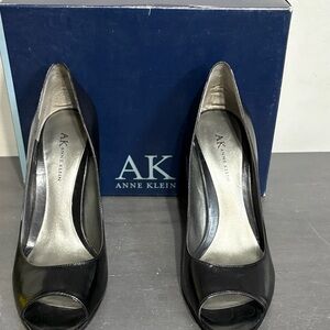 Anne Klein Elegant Black Maemory Peep Toe Heels s8